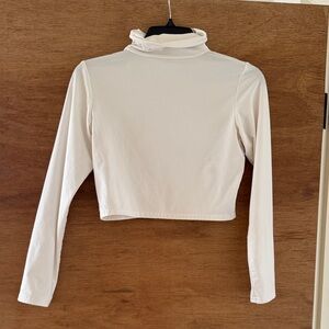 Elegant White Turtleneck Crop Top Size S/M